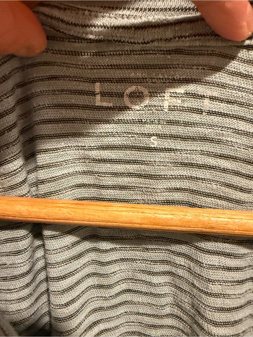 LOFT Light Blue and Charcoal Striped Scoop Neck Tank - Picture 4 of 4